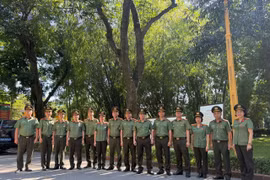 Về bên Bác trong ngày Người đi xa