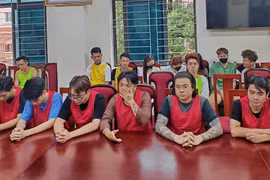 Hình ảnh các đối tượng chuyên kích động bạo lực học đường qua kênh youtube 'Phạm Tuấn ENTERTAINMENT'