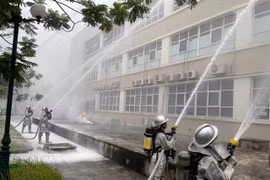 Tuyên truyền và thực tập phương án CC&CNCH tại Bệnh viện đa khoa Ba Vì