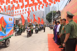 Phát huy vai trò của nhân dân trong giải quyết các "điểm nghẽn" của Thành phố
