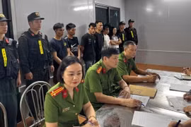 Triệt phá đường dây vận chuyển trái phép hàng hóa qua biên giới, hoạt động trên không gian mạng