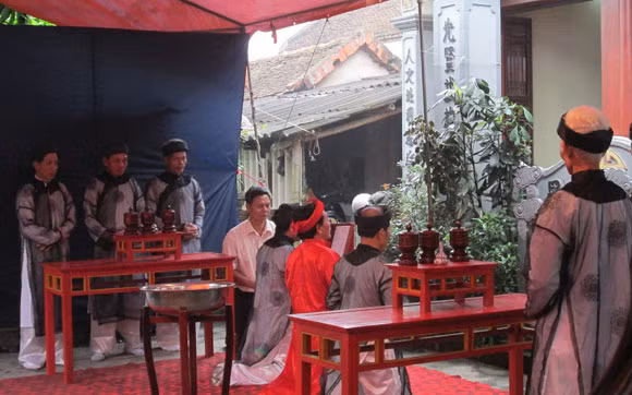 Xúc động, lạ lẫm lần đầu về quê ăn tết Thanh minh ảnh 4
