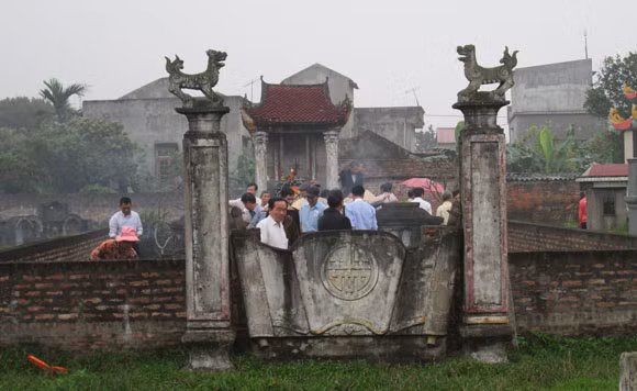 Xúc động, lạ lẫm lần đầu về quê ăn tết Thanh minh ảnh 1