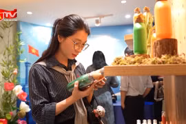 Khi người trẻ dẫn dắt xu hướng dùng hàng Việt