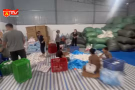 Cận cảnh dây chuyền sản xuất hàng chục nghìn sản phẩm vệ sinh cá nhân giả 