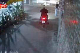 Che biển số xe đi sàm sỡ phụ nữ, "yêu râu xanh" không thoát