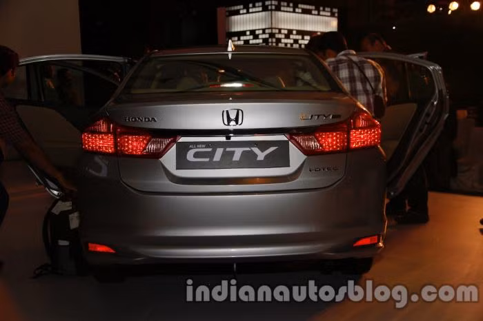 Honda City thế hệ thứ 4 chính thức trình làng ảnh 3