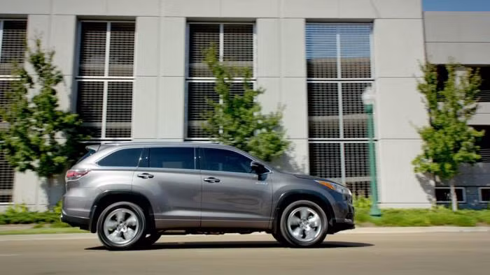 Toyota Highlander Hybrid 2014 chính thức trình làng ảnh 5