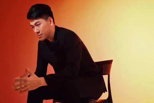 Hồ Trung Dũng ra mắt album phòng thu thứ 10 “Alive”