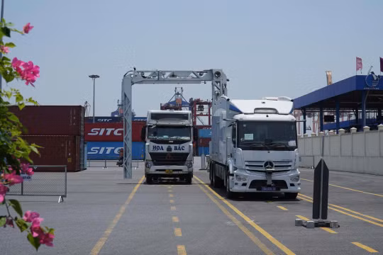 Nhập khẩu hóa chất phải khai báo 100% thành phần: Cục Hải quan nói gì?