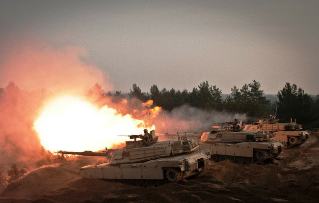 Xe tăng M1A3 Abrams khai hỏa