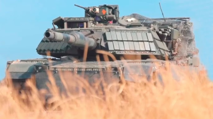 Xe tăng M1A1 SA Abrams trang bị giáp phản ứng nổ Kontakt-1 Xe tăng M1A1 SA Abrams trang bị giáp phản ứng nổ Kontakt-1