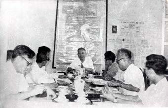 Bộ trưởng Trần Quốc Hoàn chủ trì cuộc họp với lãnh đạo Công an các tỉnh Tây Nguyên triển khai Chỉ thị 04 của Ban Bí thư Trung ương Đảng về đấu tranh giải quyết vấn đề FULRO ở Tây Z và Nam Khu V cũ, năm 1978