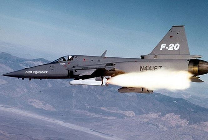 Tiêm kích đánh chặn F-20 Tigershark