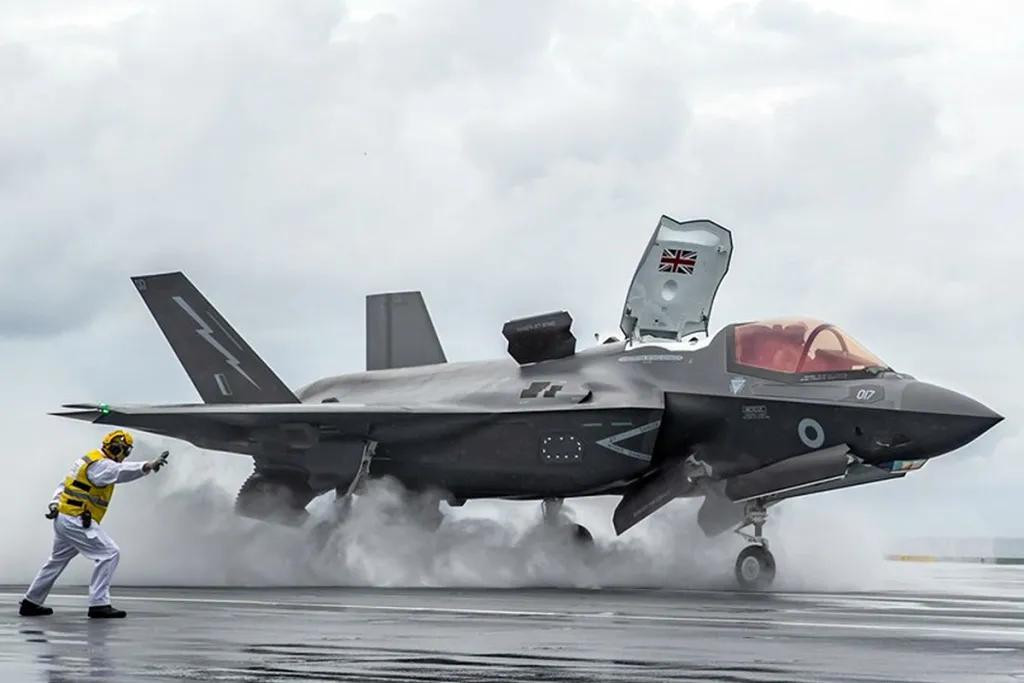 Chiến đấu cơ F-35B Chiến đấu cơ F-35B