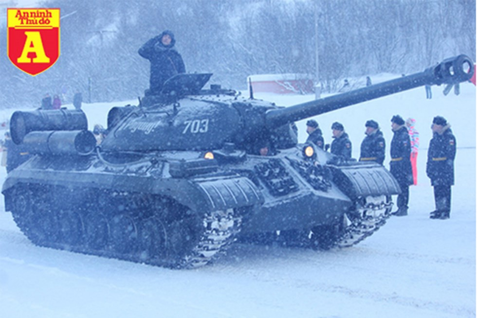 Siêu tăng IS-3 Josef Stalin Siêu tăng IS-3 Josef Stalin