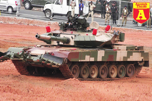 Siêu xe tăng Arjun MK.2