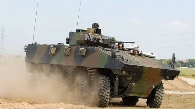 Xe bọc thép VBCI