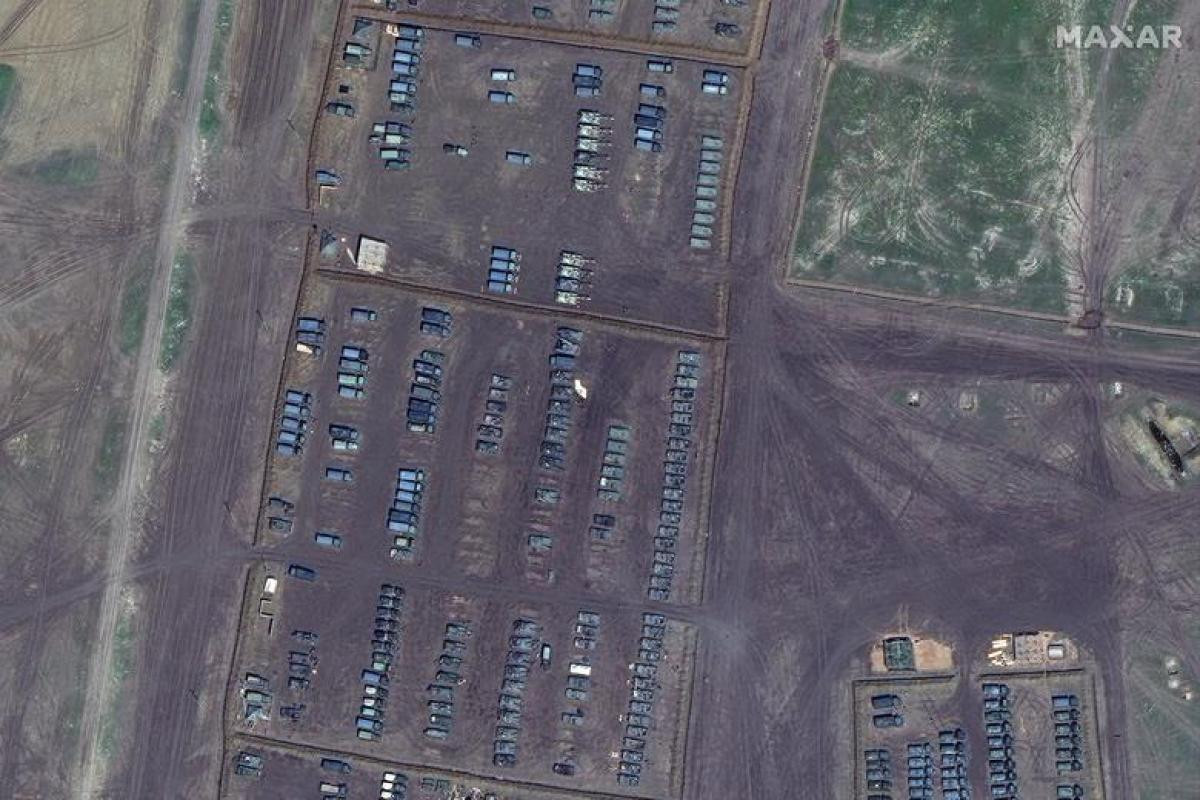 Lực lượng tăng thiết giáp của Nga tại căn cứ sát biên giới Ukraine