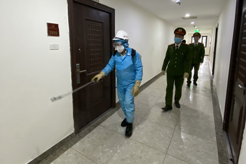 Để phòng chống dịch Covid-19 tại các nhà chung cư có hiệu quả ảnh 1