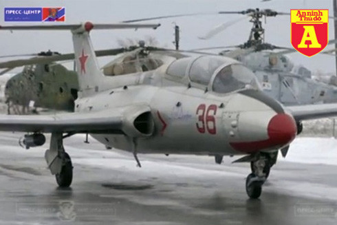 Máy bay huấn luyện kiêm cường kích hạng nhẹ L-29