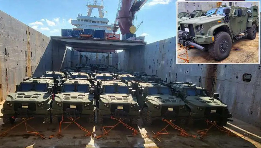 Lô xe thiết giáp kháng mìn JTLV được chuyển từ Mỹ sang Romania