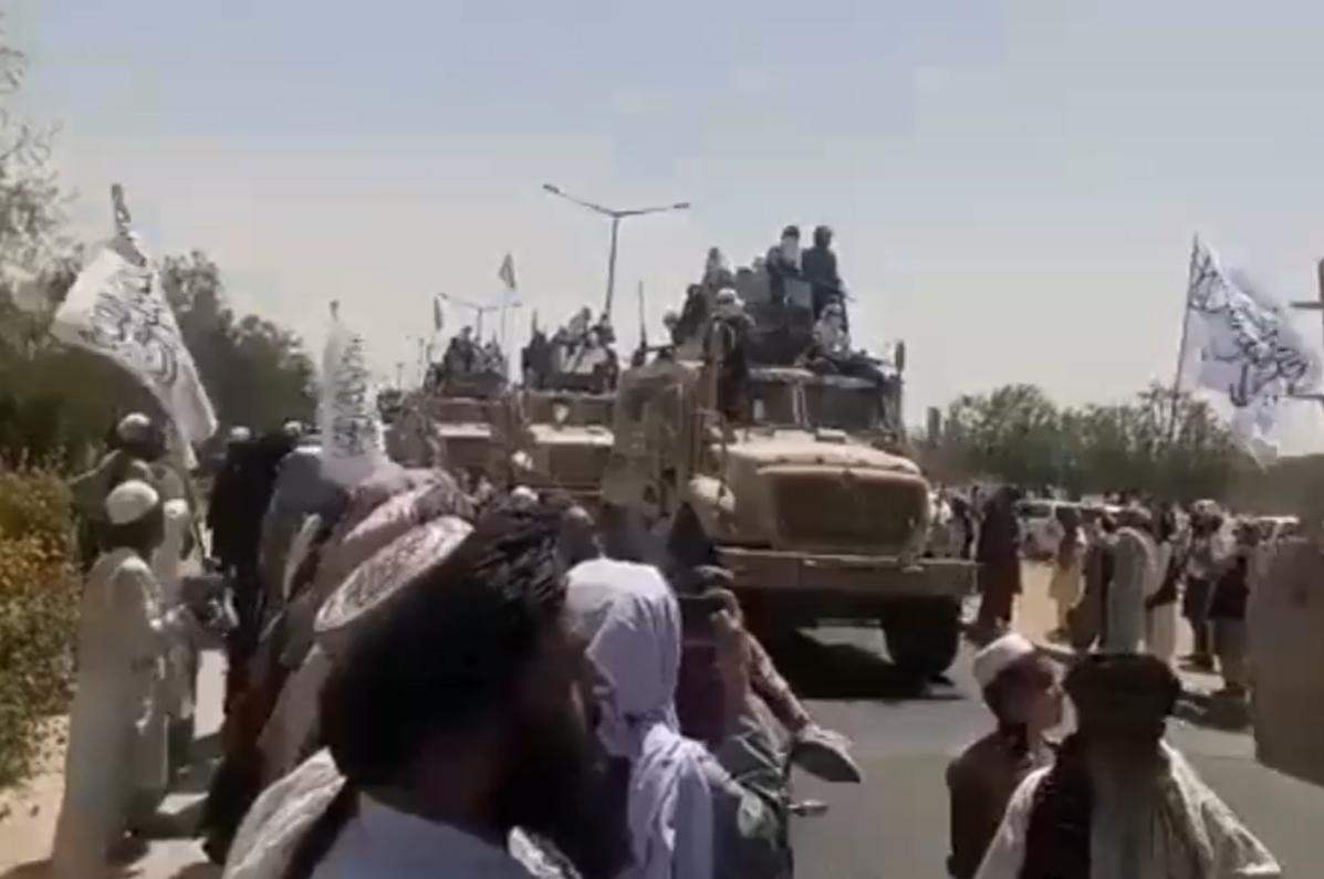 Dòng xe thiết giáp kháng mìn MaxxPro do Mỹ sản xuất trong tay Taliban