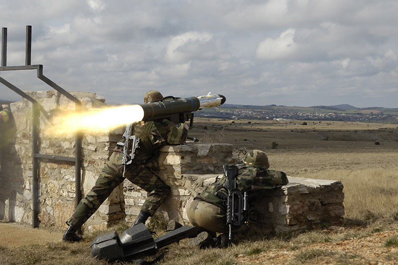 Tên lửa Eryx đang khai hỏa