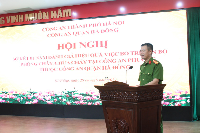 Đại tá Nguyễn Ngọc Quyền, Trưởng CAQ Hà Đông chủ trì hội nghị