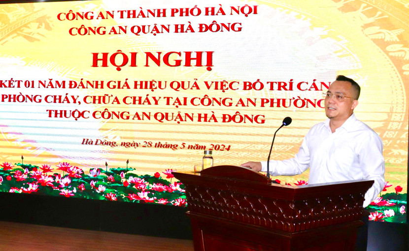 Ông Dương Ngọc Thỏa, Phó Chủ tịch UBND phường Phú Lương đánh giá hiệu quả chương trình