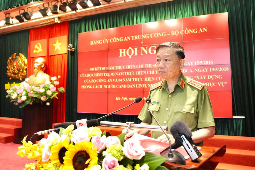 Đại tướng Tô Lâm, Ủy viên Bộ Chính trị, Bí thư Đảng ủy Công an Trung ương, Bộ trưởng Bộ Công an chủ trì Hội nghị Đại tướng Tô Lâm, Ủy viên Bộ Chính trị, Bí thư Đảng ủy Công an Trung ương, Bộ trưởng Bộ Công an chủ trì Hội nghị