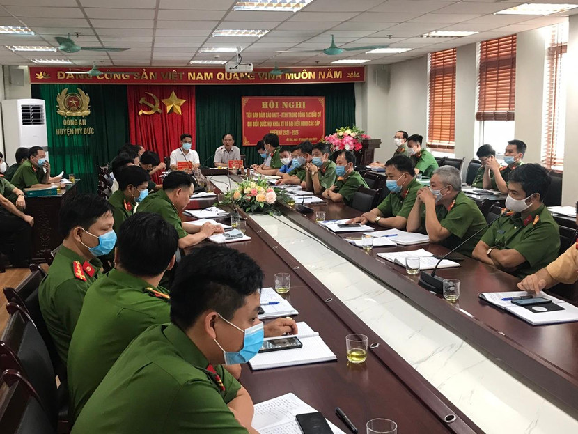 Toàn cảnh phiên họp Toàn cảnh phiên họp