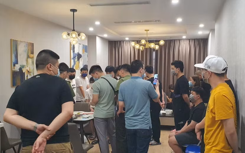 Các đối tượng đã thuê căn hộ chung cư trung, cao cấp để có thể trốn tránh cơ quan chức năng