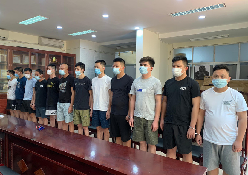 Các đối tượng người Trung Quốc nhập cảnh trái phép vào Việt Nam để ở và làm việc Các đối tượng người Trung Quốc nhập cảnh trái phép vào Việt Nam để ở và làm việc