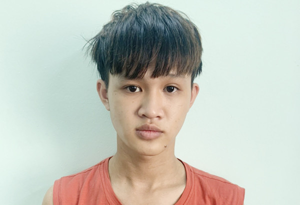 Dương Văn Tuấn tại cơ quan công an Dương Văn Tuấn tại cơ quan công an