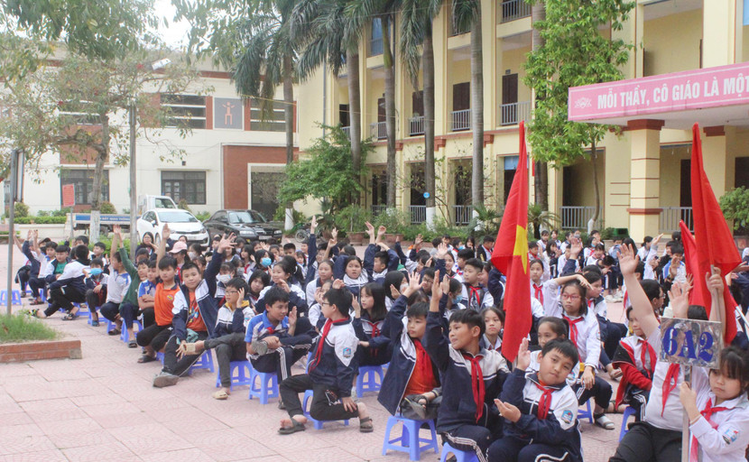 Hào hứng tham gia phần trả lời câu hỏi