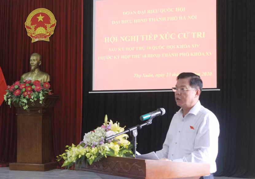 Thiếu tướng Đào Thanh Hải, Phó Giám đốc CATP tiếp thu ý kiến cử tri huyện Đan Phượng