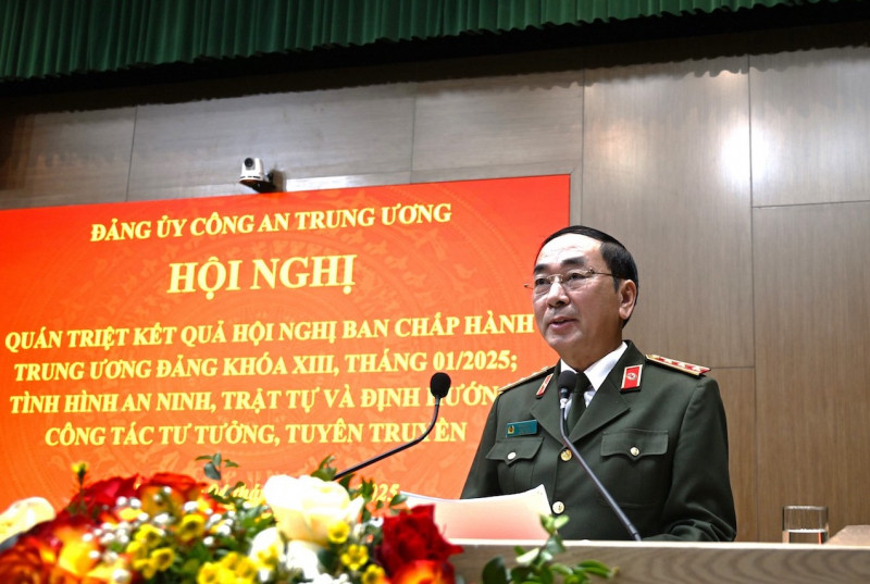 Thượng tướng Trần Quốc Tỏ, Ủy viên Trung ương Đảng, Phó Bí thư Đảng ủy Công an Trung ương, Thứ trưởng Bộ Công an chủ trì Hội nghị