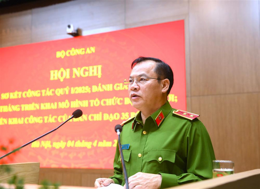 Trung tướng Nguyễn Văn Long, Thứ trưởng Bộ Công an điều hành thảo luận tại Hội nghị Trung tướng Nguyễn Văn Long, Thứ trưởng Bộ Công an điều hành thảo luận tại Hội nghị