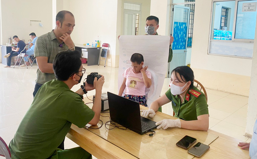 Đáp lại lời gọi của CBCS - CAH Thạch Thất là cái cúi đầu và gãi tai của N.T.C Đáp lại lời gọi của CBCS - CAH Thạch Thất là cái cúi đầu và gãi tai của N.T.C