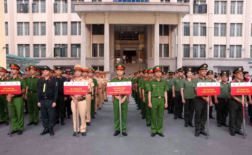 Các tổ công tác tại lễ ra quân Các tổ công tác tại lễ ra quân