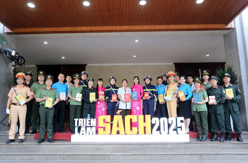 Thông qua các hoạt động giáo dục, sinh hoạt chính trị, tư tưởng, CATP hướng đến mục tiêu xây dựng lực lượng trong sạch, chính quy, tinh nhuệ, hiện đại