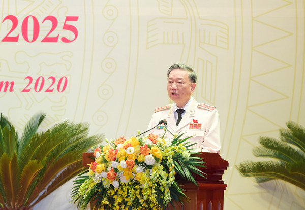 Đại tướng Tô Lâm, Ủy viên Bộ Chính trị, Bí thư Đảng ủy Công an Trung ương, Bộ trưởng Bộ Công an phát biểu bế mạc Đại hội