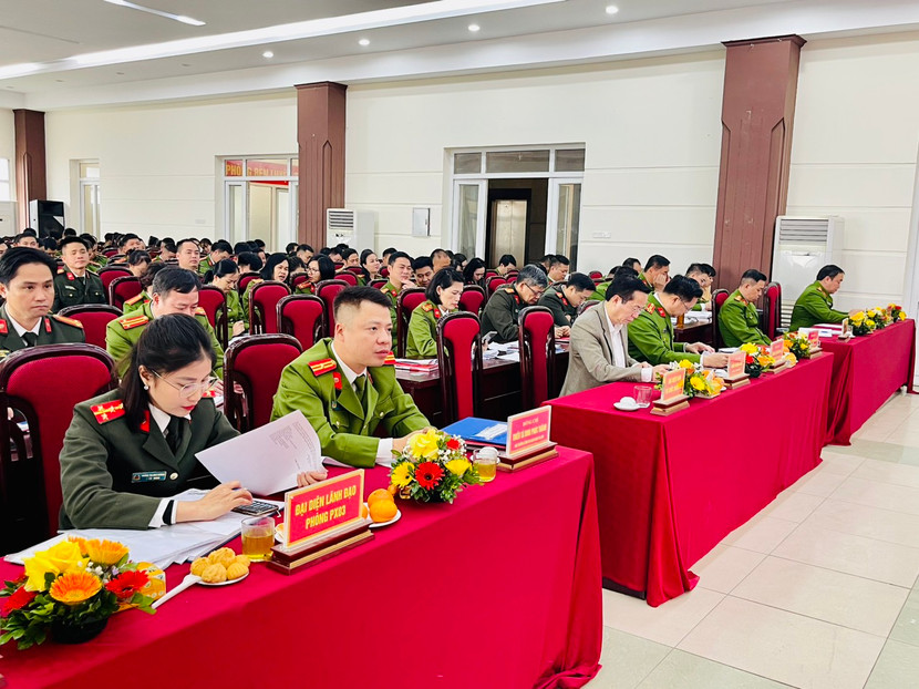 Toàn cảnh hội nghị