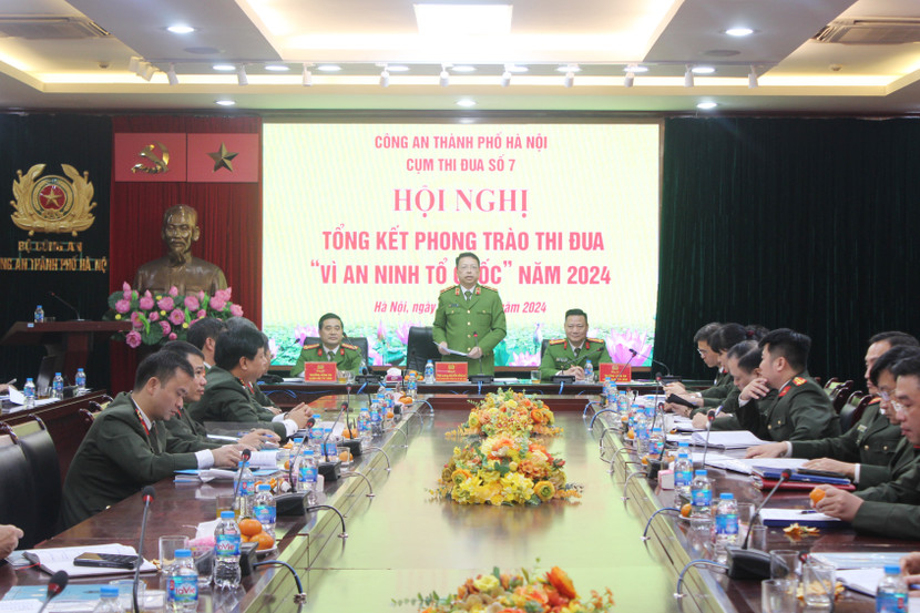 Thiếu tướng Nguyễn Hồng Ky, Phó Giám đốc Công an thành phố Hà Nội phát biểu tại hội nghị