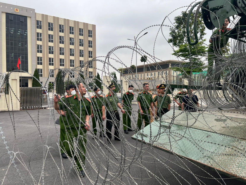 Sau buổi tập huấn 100% CBCS tham gia sử dụng thành thạo xe rải dây thép gai Sau buổi tập huấn 100% CBCS tham gia sử dụng thành thạo xe rải dây thép gai