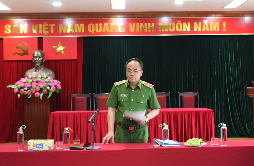 Thiếu tướng Nguyễn Thanh Tùng, Phó Giám đốc CATP Hà Nội phát biểu tại hội nghị Thiếu tướng Nguyễn Thanh Tùng, Phó Giám đốc CATP Hà Nội phát biểu tại hội nghị