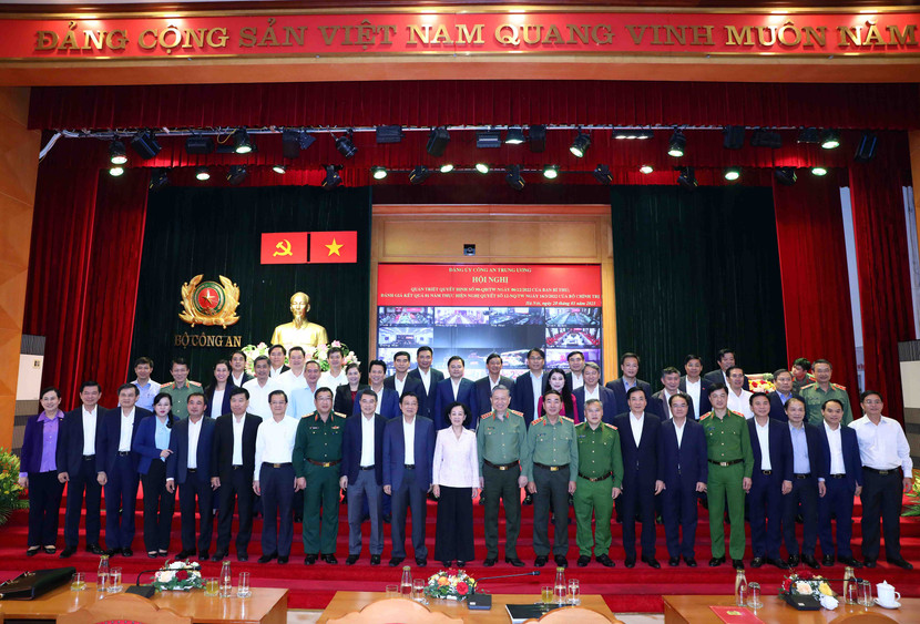 Các đại biểu dự hội nghị