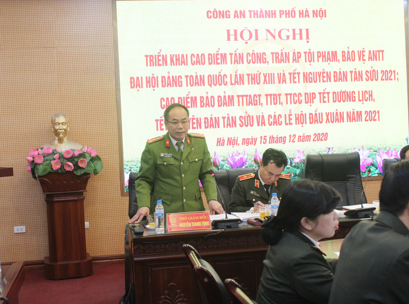 Đại tá Nguyễn Thanh Tùng, Phó Giám đốc CATP giao nhiệm vụ thực hiện cao điểm cho các đơn vị thuộc khối cảnh sát phòng chống tội phạm
