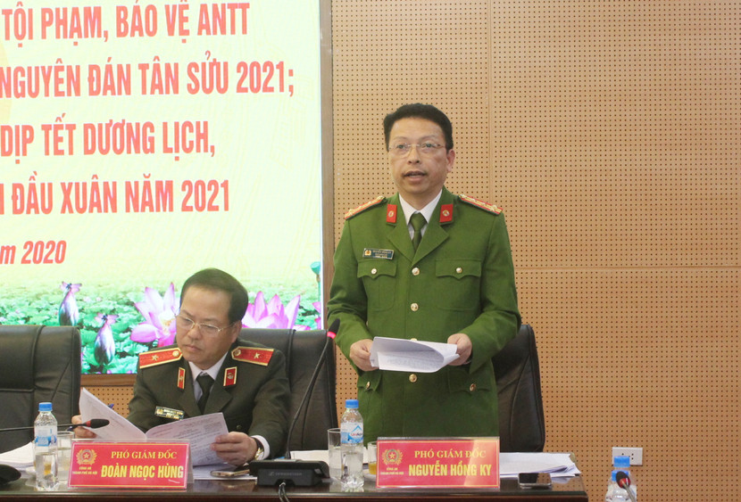 Đại tá Nguyễn Hồng Ky, Phó Giám đốc CATP giao nhiệm vụ thực hiện cao điểm cho các đơn vị thuộc khối Cảnh sát về quản lý hành chính trật tự xã hội